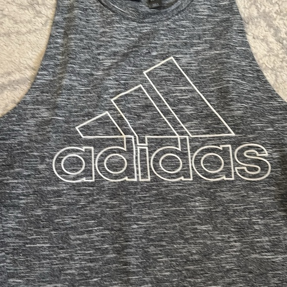 ✨Adidas Tank - Picture 4 of 7